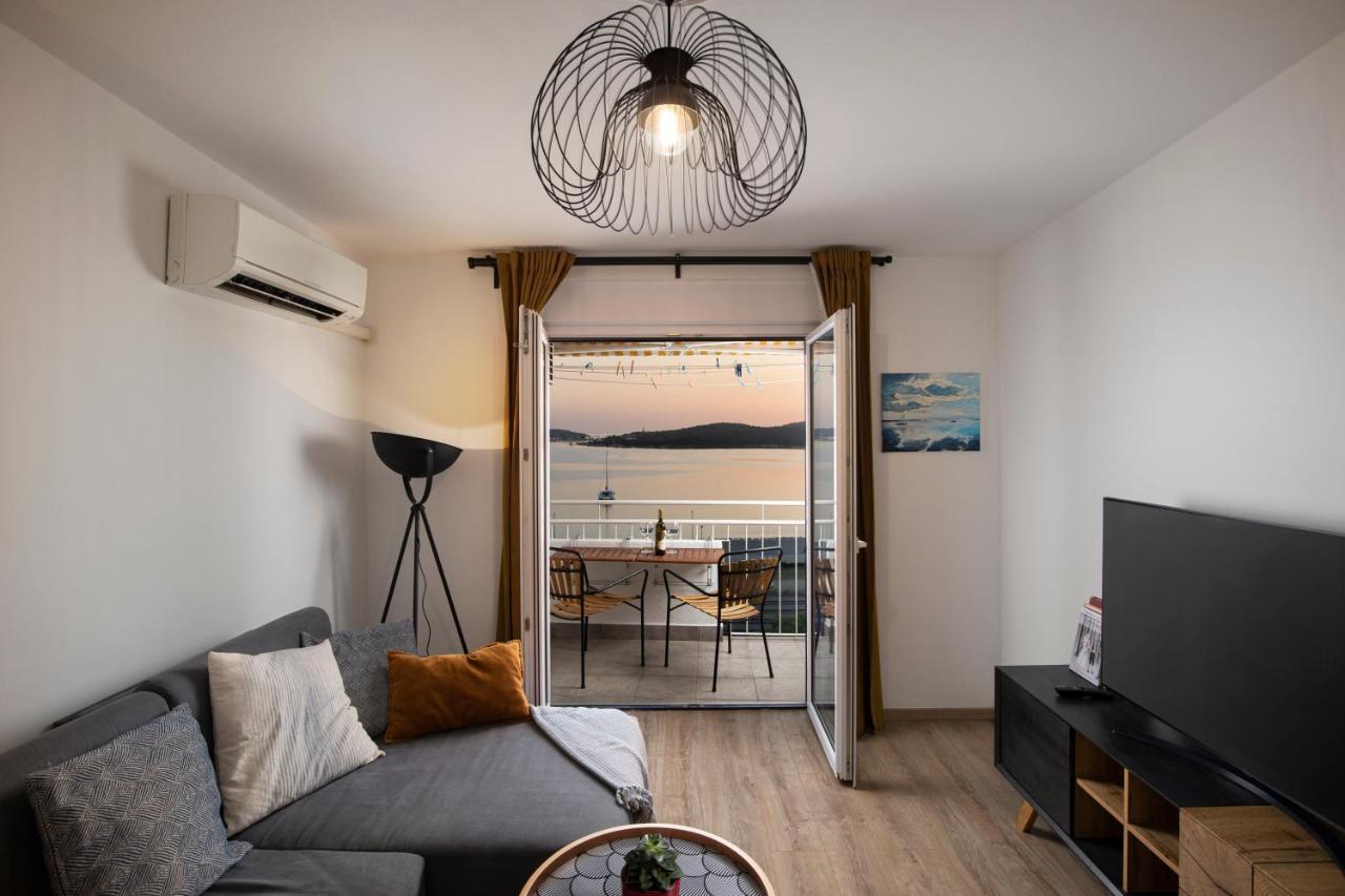 Top floor sunset apartment Pula Buitenkant foto